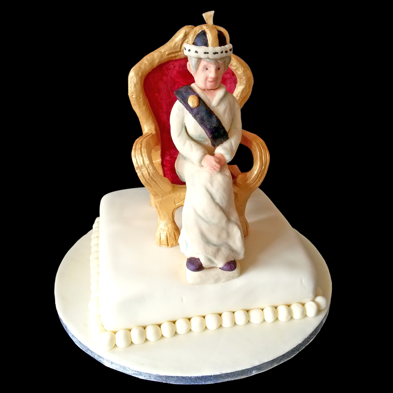 Queen sat on Throne Cake